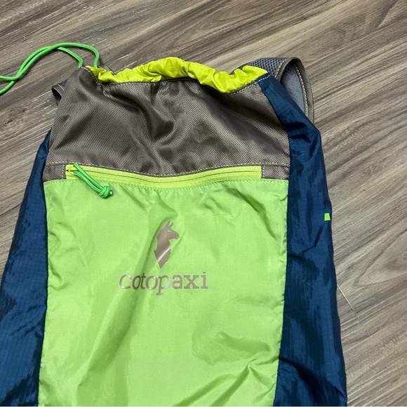 Cotopaxi Lime Green and Navy Backpack - Picture 12 of 12